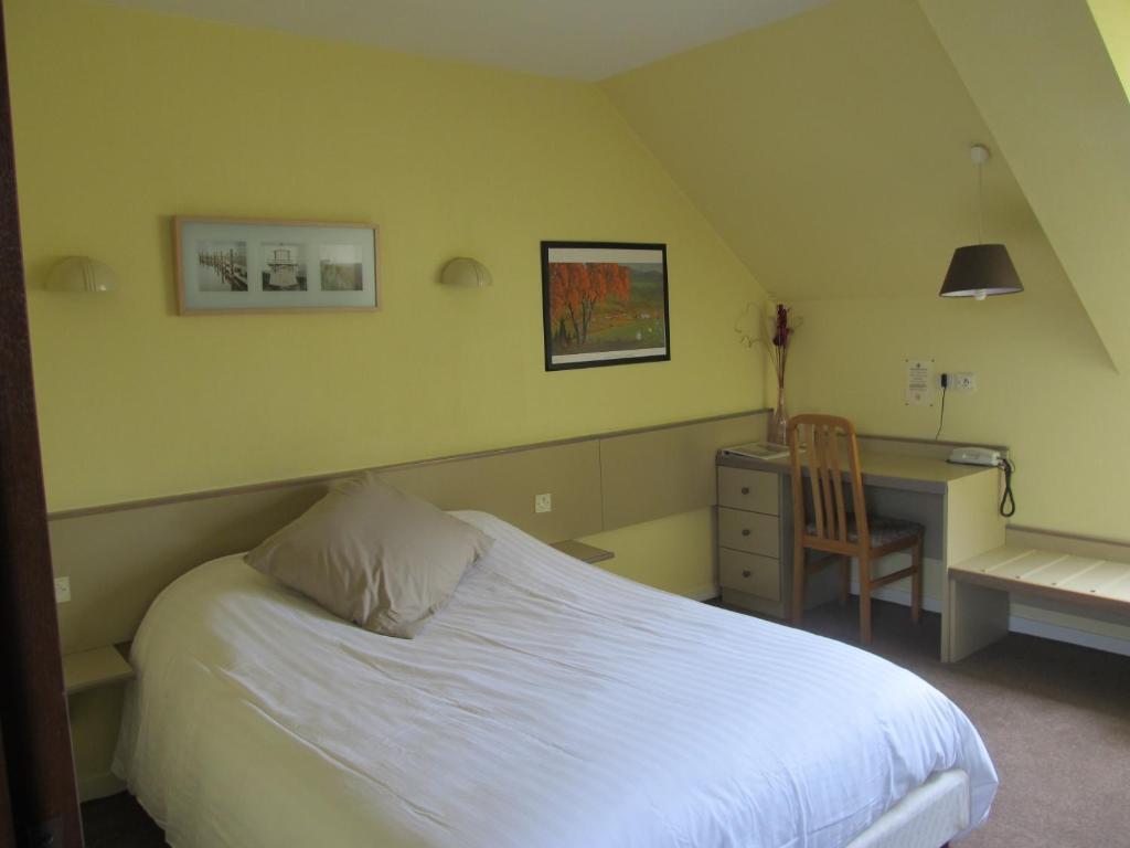 Hotel La Quebecoise Dinan Rum bild